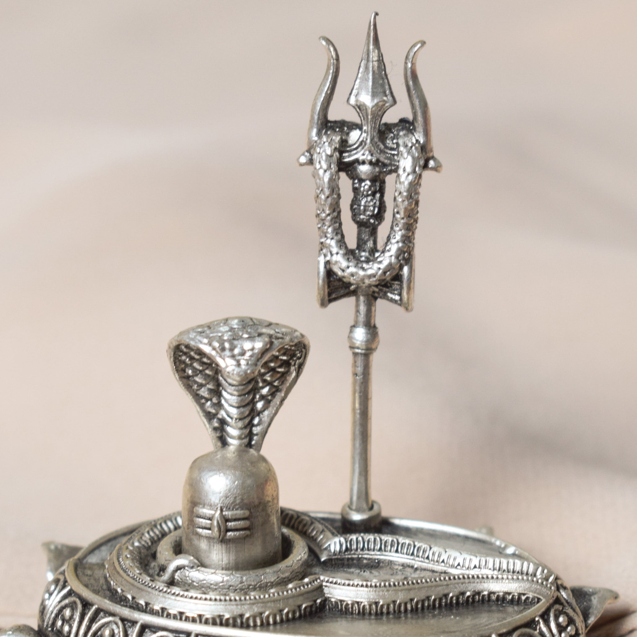 Shiva Pure Silver Idol: Lingam Edition