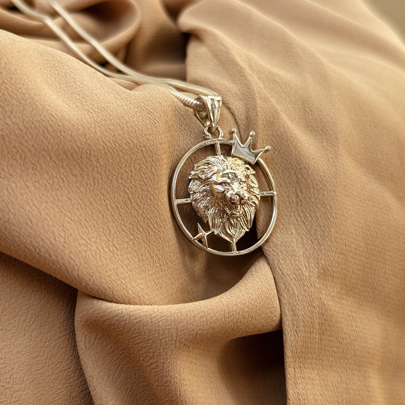 Leo Pure Silver Pendant: Cosmic Edition