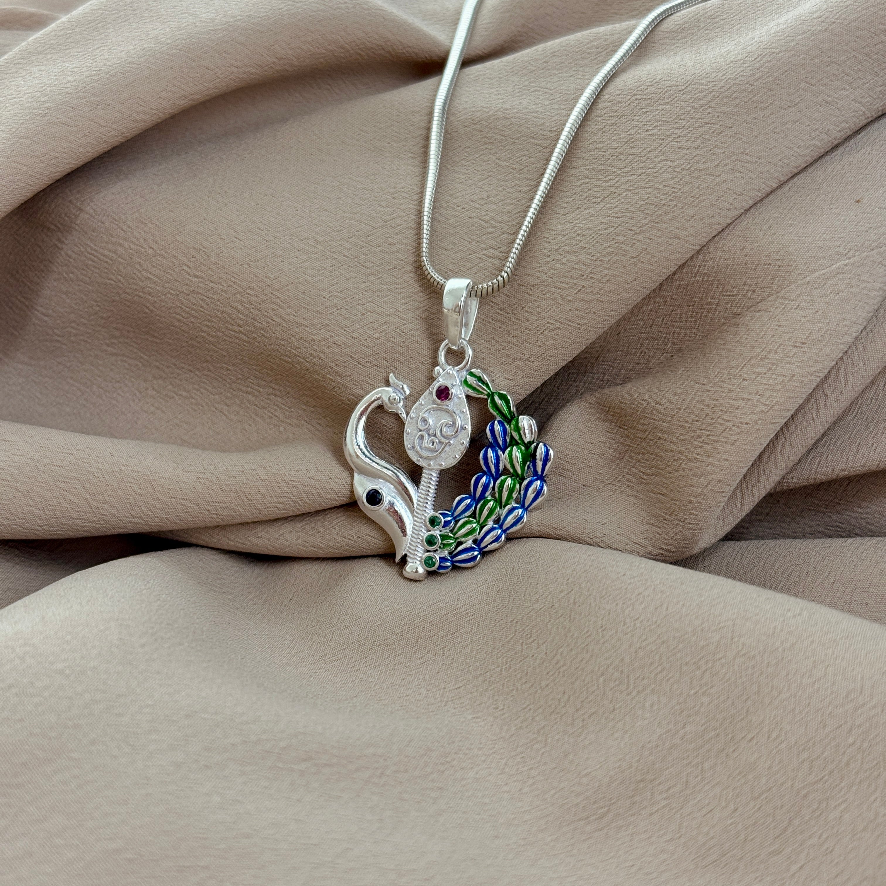 Murugan Pure Silver Pendant – Thirupparankundram Edition