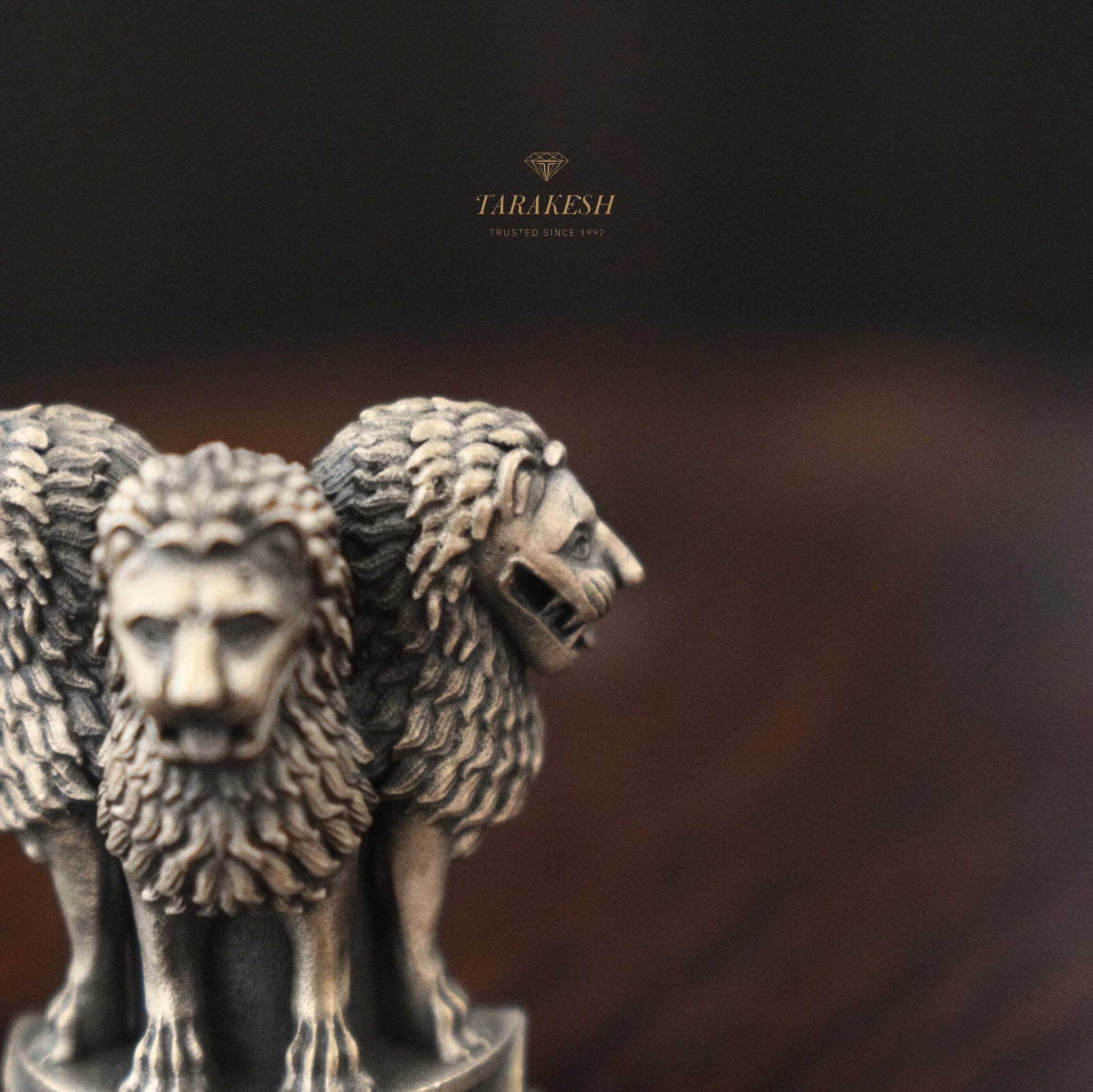 Lion brooch