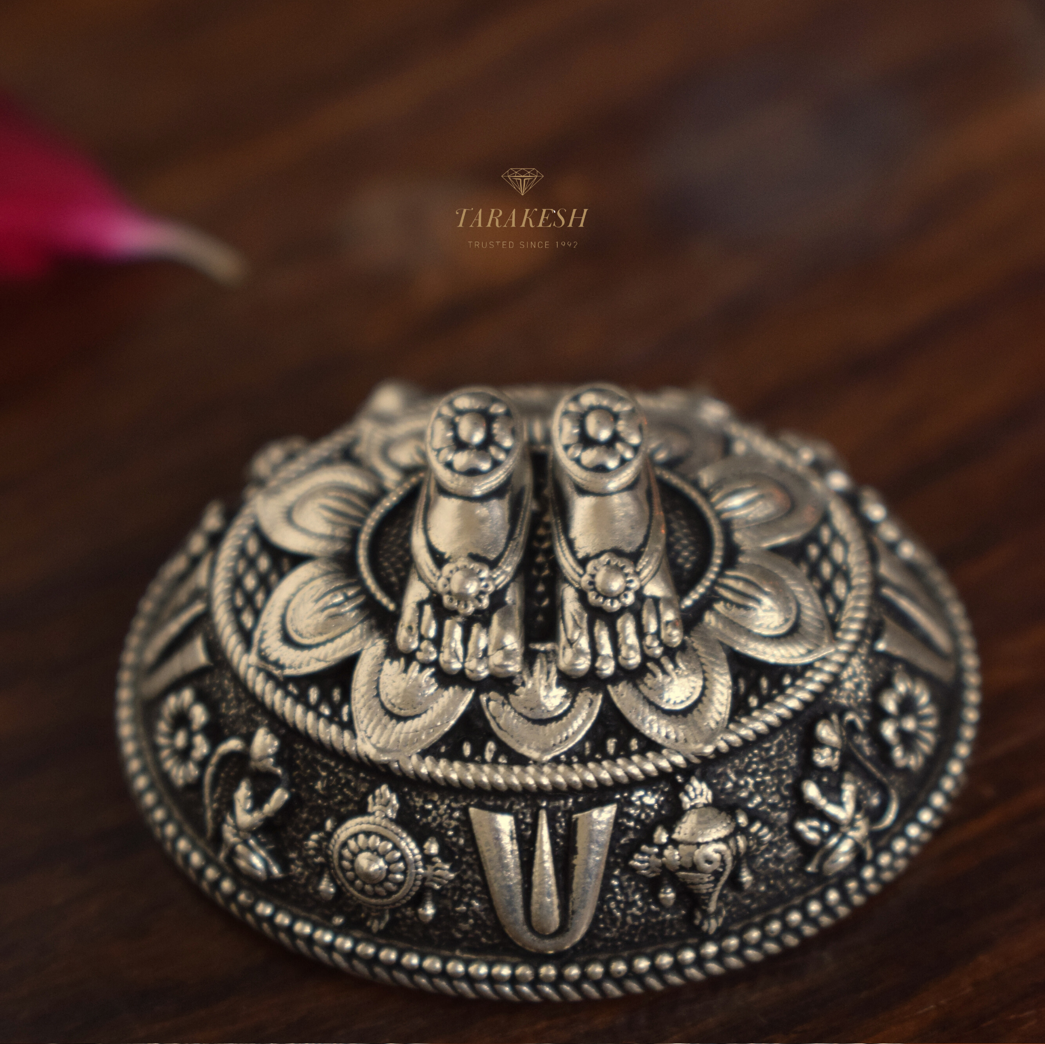 Vishnu Pure Silver Idol: Padma Charan Edition