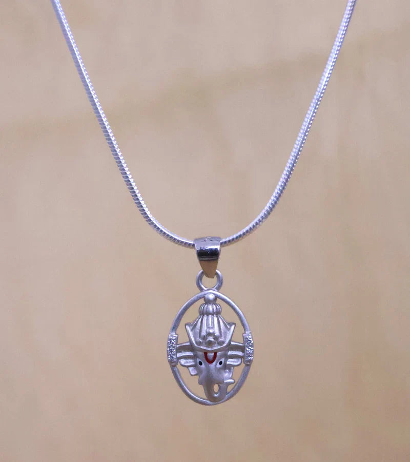 Best Gift for Students and Professionals Seeking Success – Ganesha Jewellery