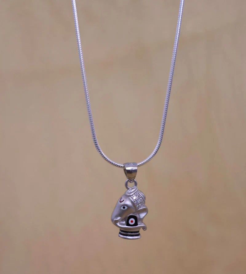 The Spiritual Science Behind Wearing a Ganesha Silver Pendant