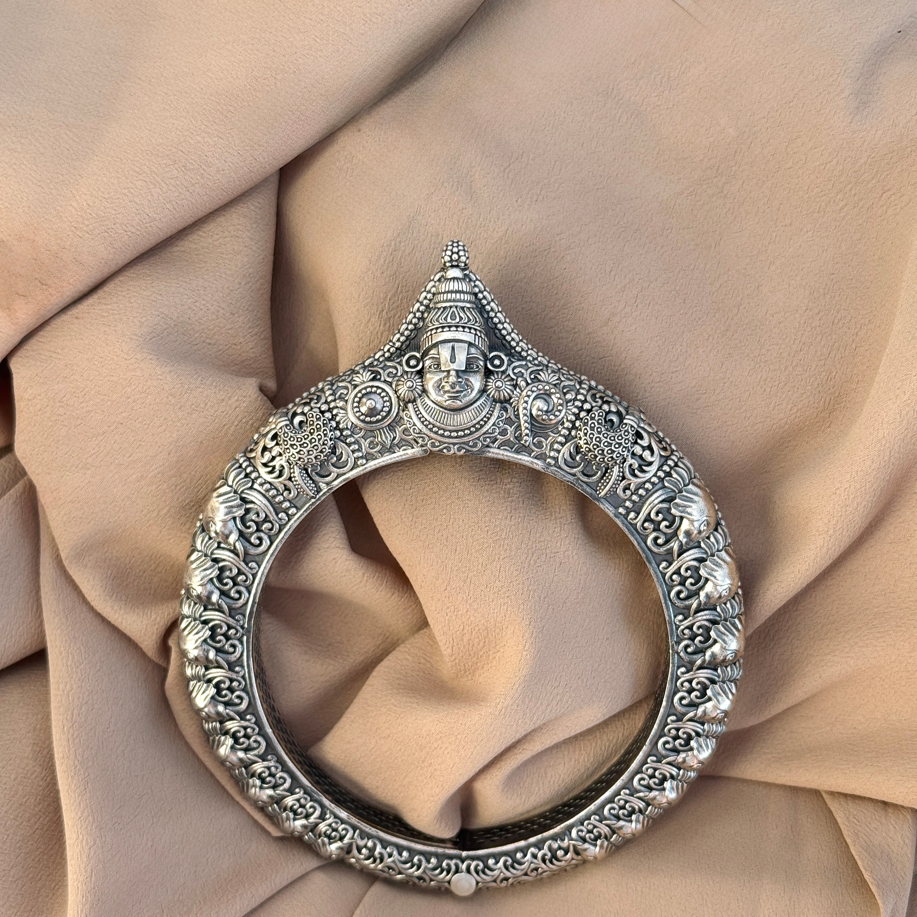 Tirumala Pure Silver Bracelet: Venketeshwara Edition